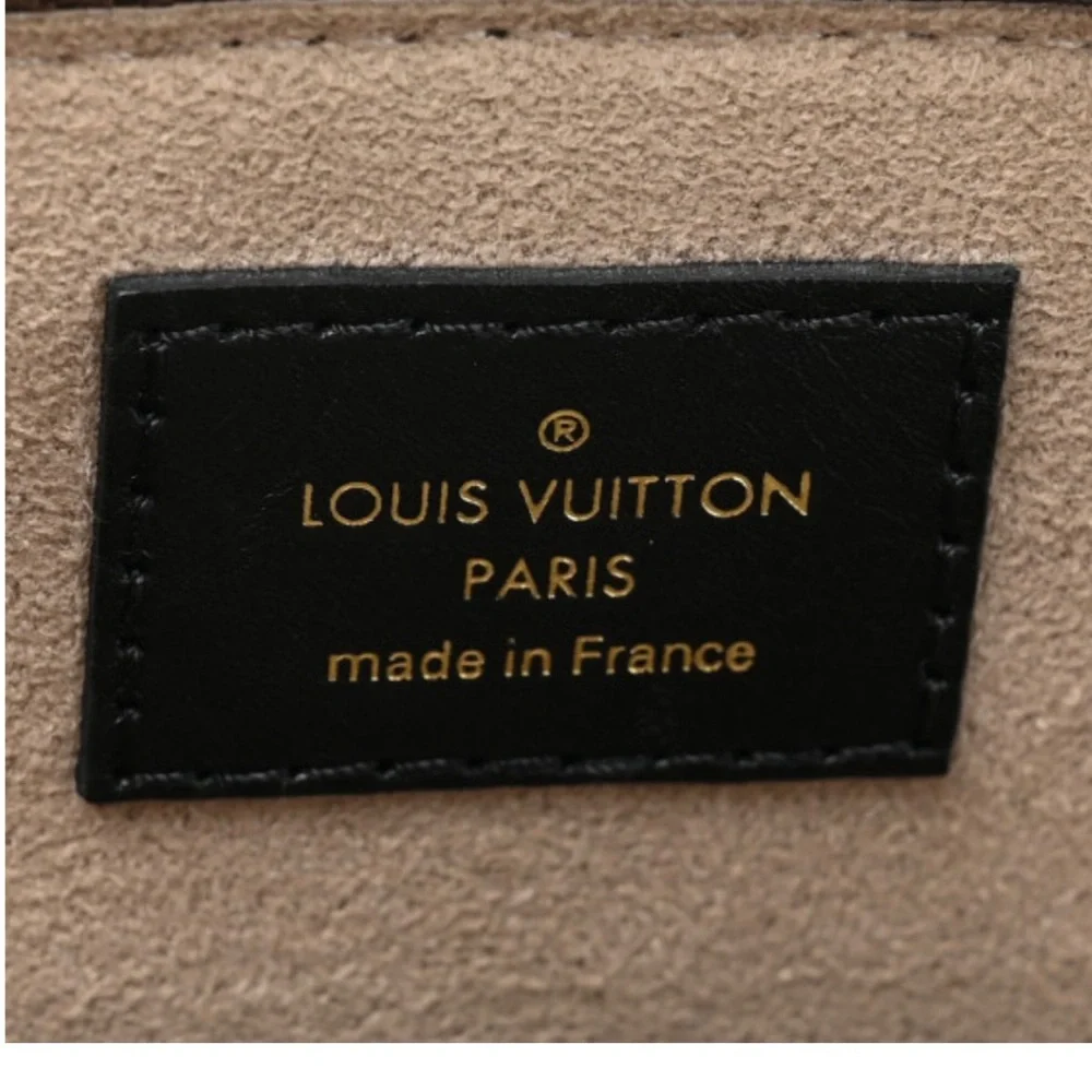 Louis Vuitton transformed monogram time trunk alma bib limited edition rare htf - Picture 6 of 15